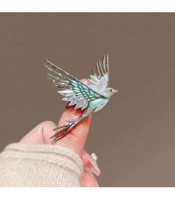 New Luxurious And Elegant Bluebird Brooch