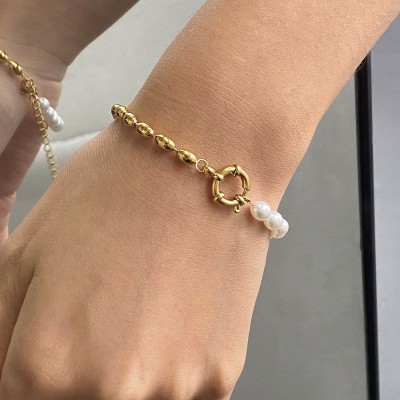 Retro Minimalist Versatile Oval Gold-bead Pearl Bracelet